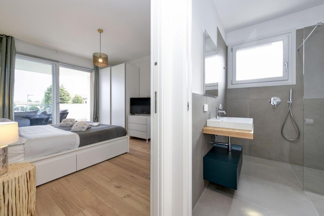 Opalia Residence - Garda Lake Lifestyle Apartment Peschiera del Garda Exterior photo